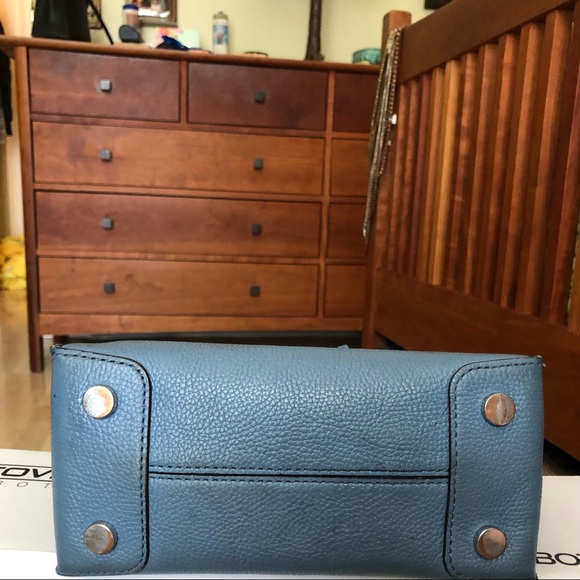 Michael Kors Small Mercer Bag - Picture 3 of 4